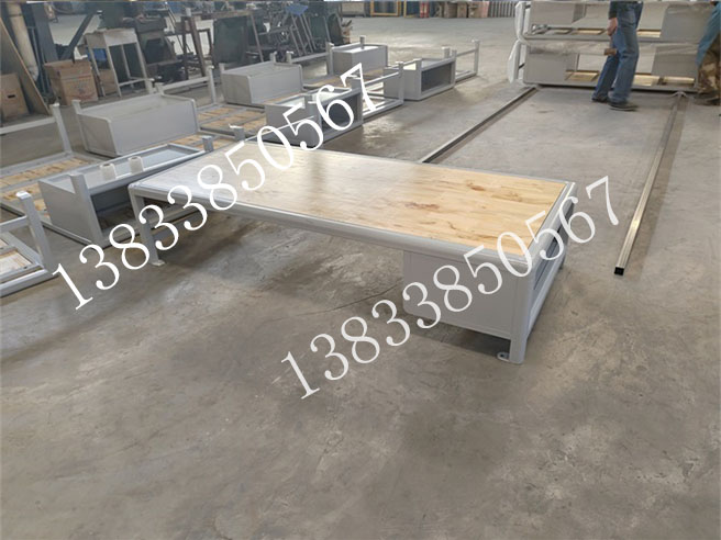 中山监狱床具